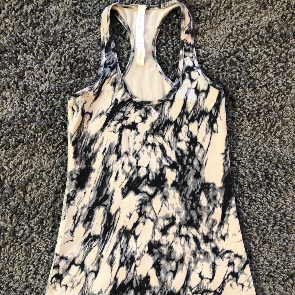 Black and White Marble Lululemon Workout Top!